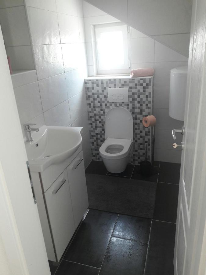 Nessa & Meli Apartment Makarska Exterior photo